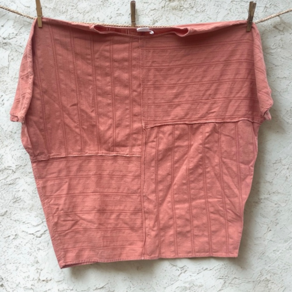 Dusty Rose colored cotton flowy top.
